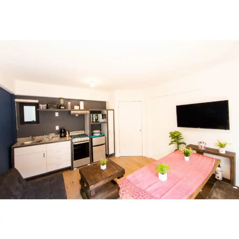 Sophisticated City Center 1 Bdrm Apartment 5 Stars