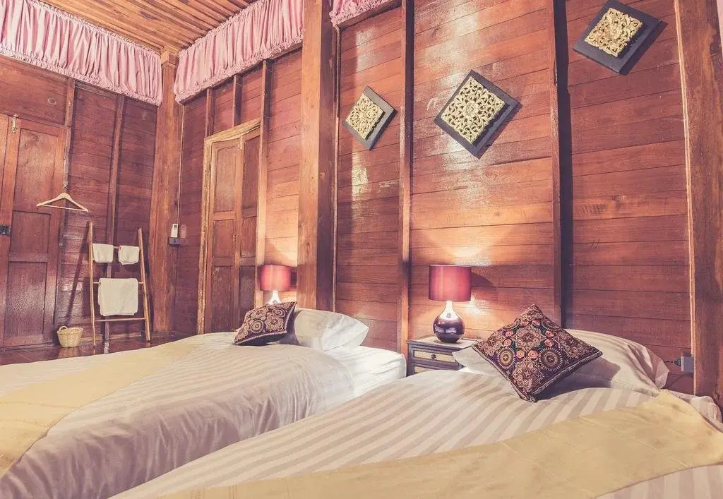 Baan KUM - ON