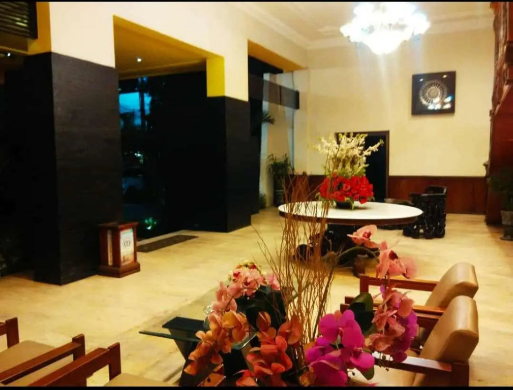 Penataran Hotel