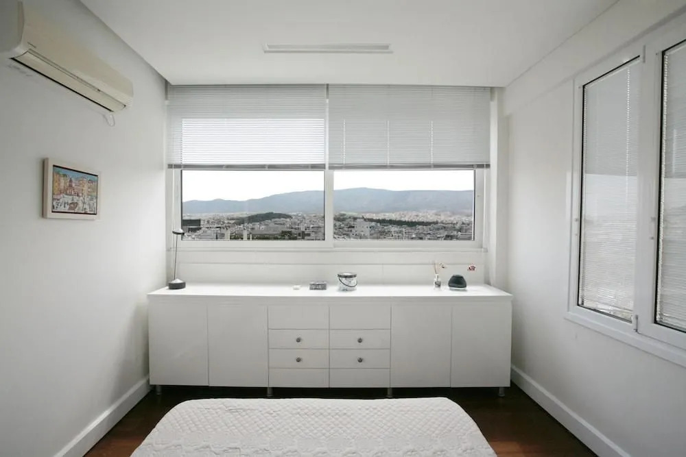 Mind-blowing Acropolis View Apt