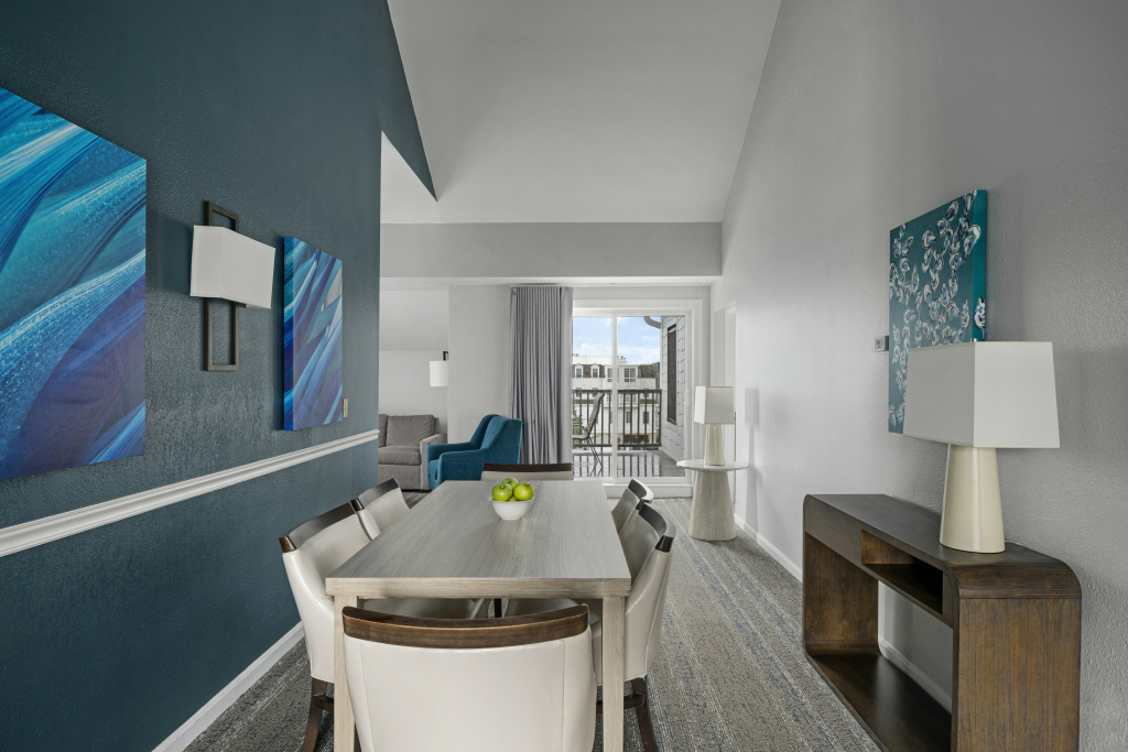 Club Wyndham Newport Onshore