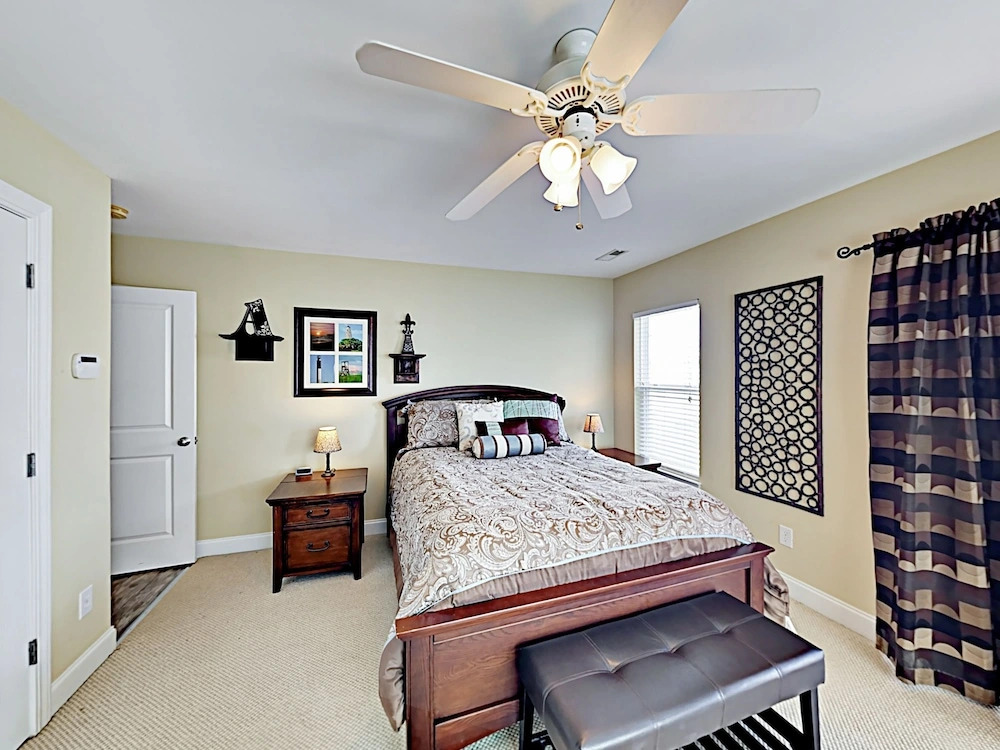 Bowfin #2 - 4 Br Duplex