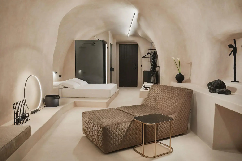 Divine Boutique Cave Experience