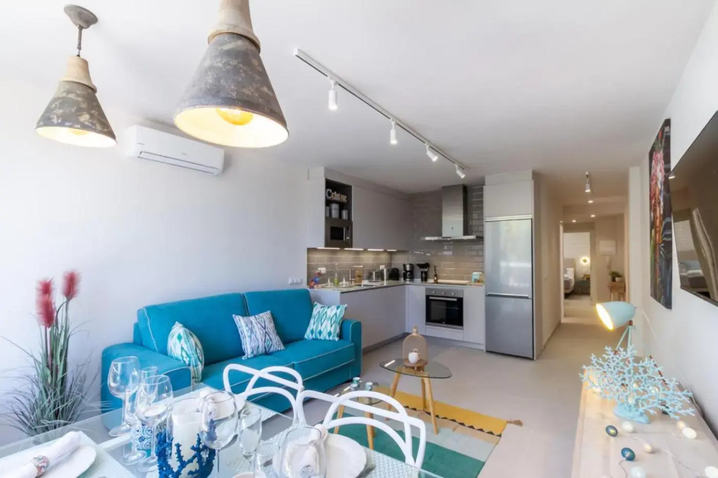 Ceibo Centro Plaza Banús Suite Apartment