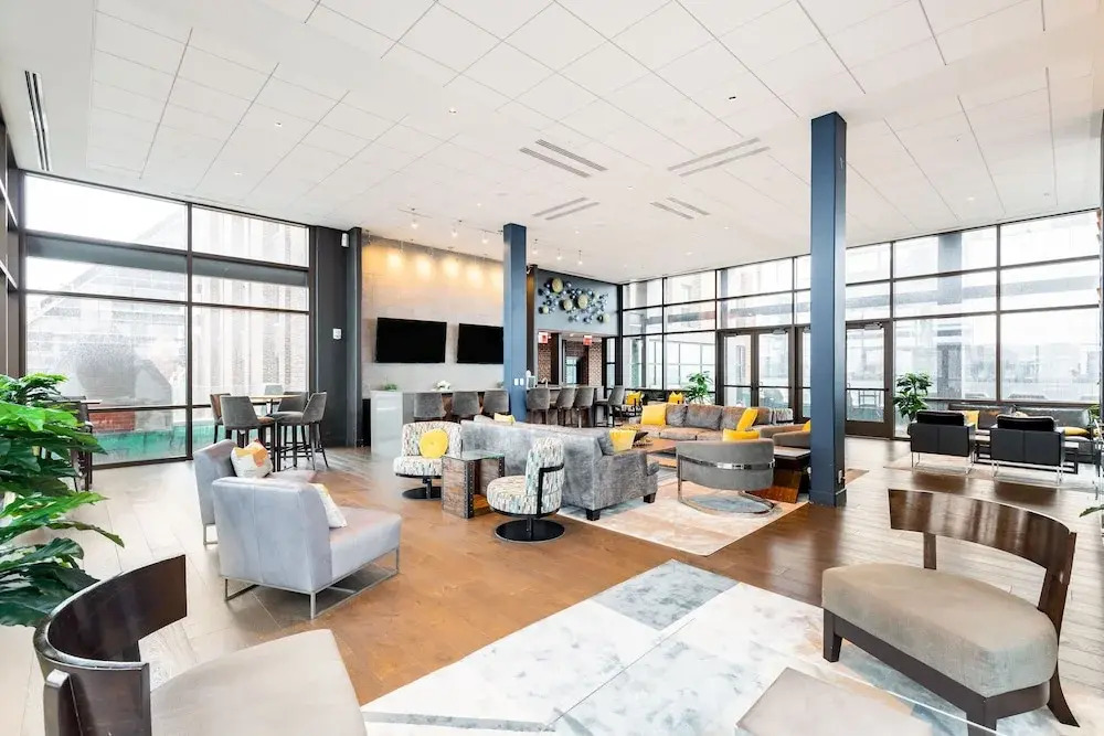 Distinguished Apartment Rooftop Deck