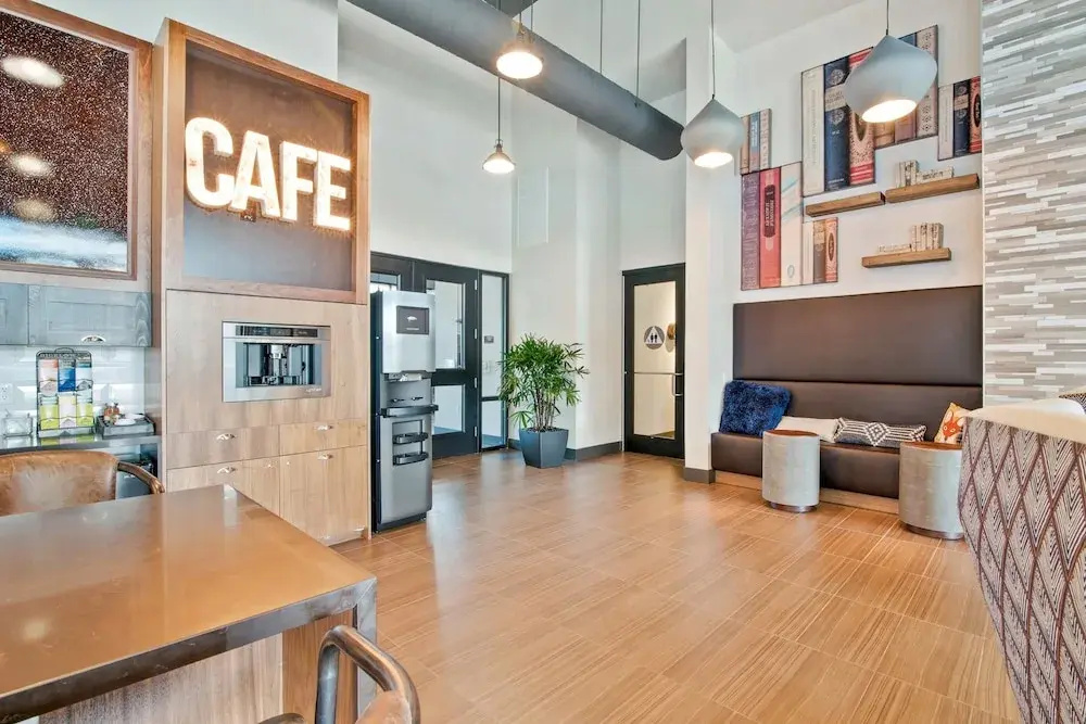 Global Luxury Suites in Menlo Park