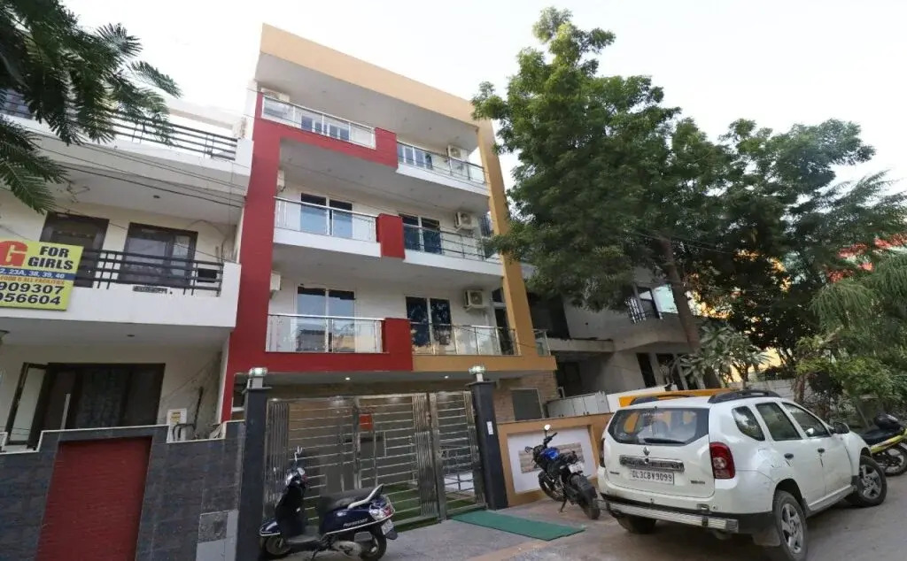 Hotel Azad Square Gurgaon