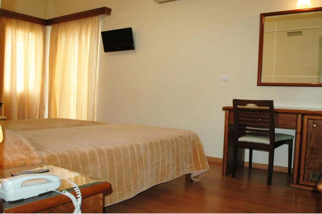 Omiros Hotel