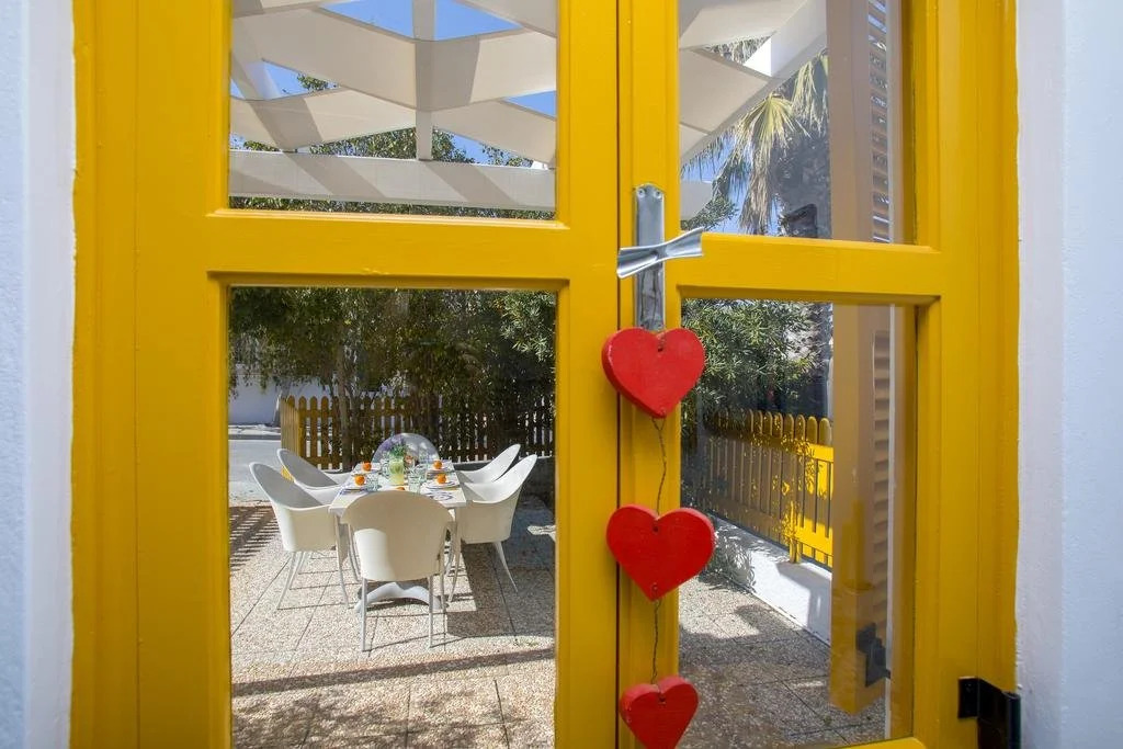 Protaras Dandelion Cottage
