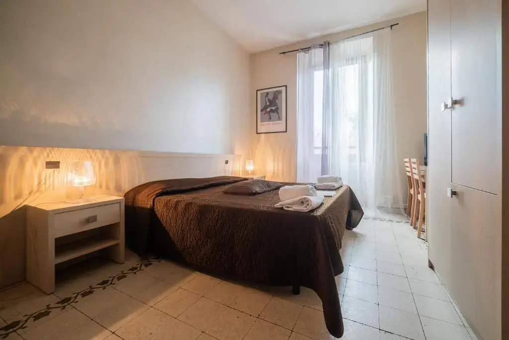 Roi Suite