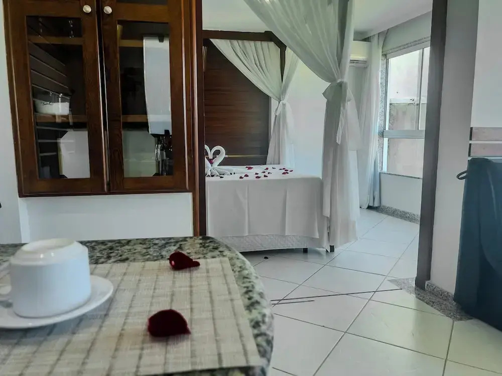 Luxo e Praia Exclusiva para Casal