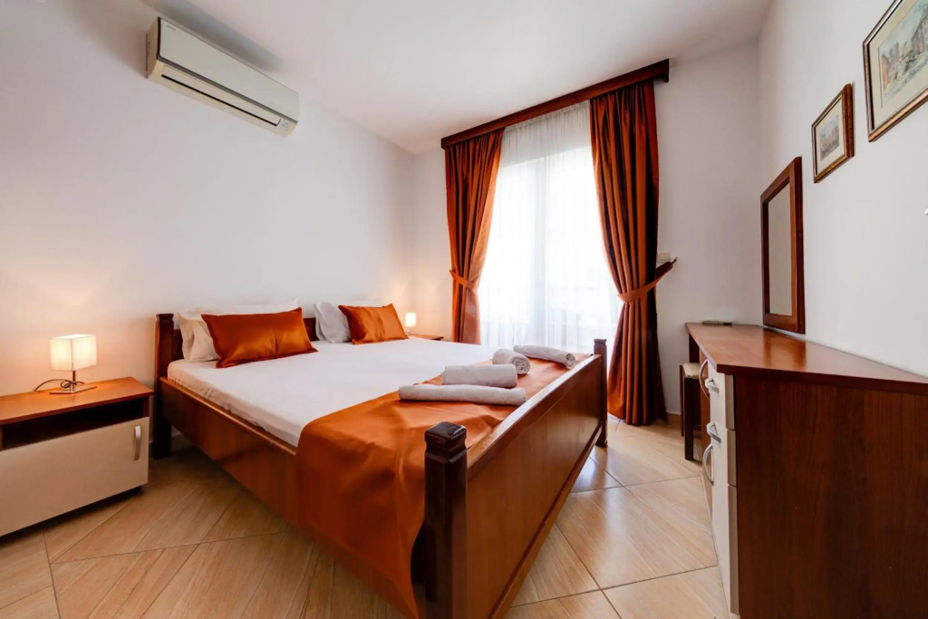 Petrovac Holiday Apartments