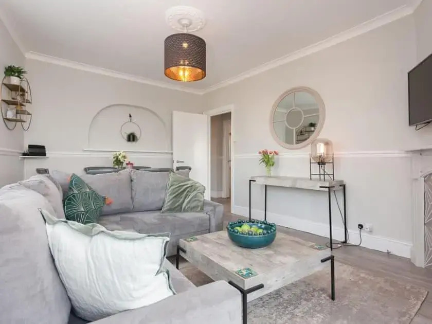 2 The Villa - 3 bedroom apartment with great views