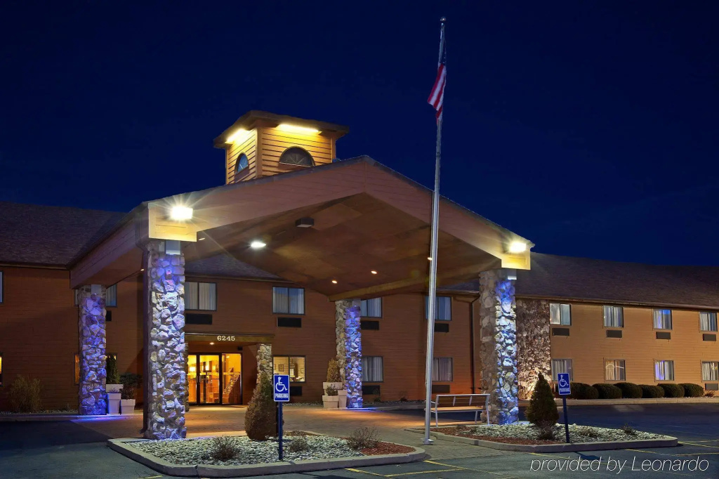 Holiday Inn Express Fremont (Angola Area)