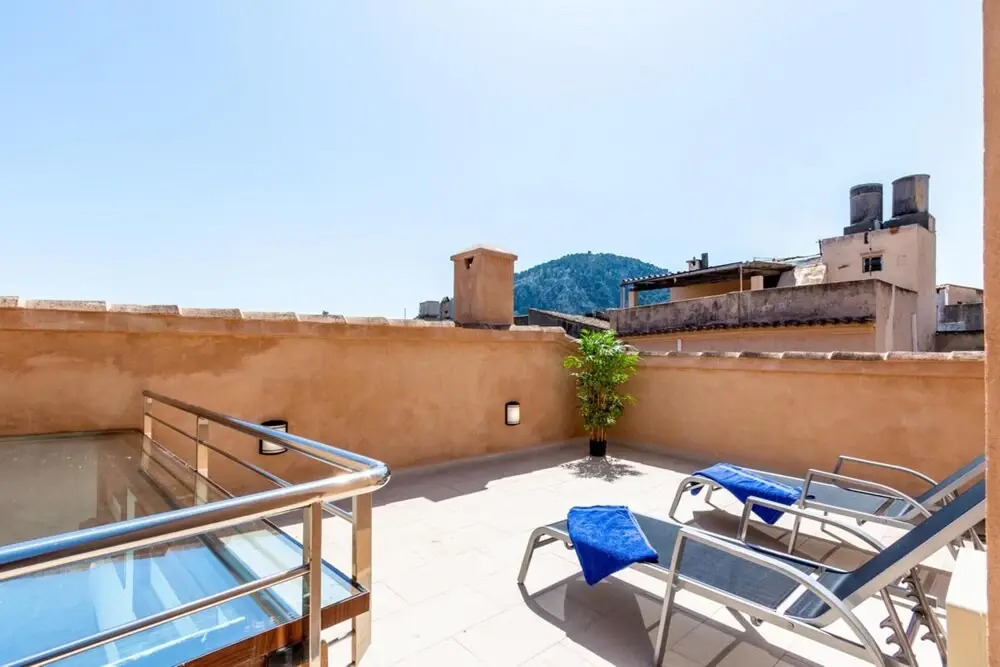House - 4 Bedrooms with Pool and WiFi - 107923