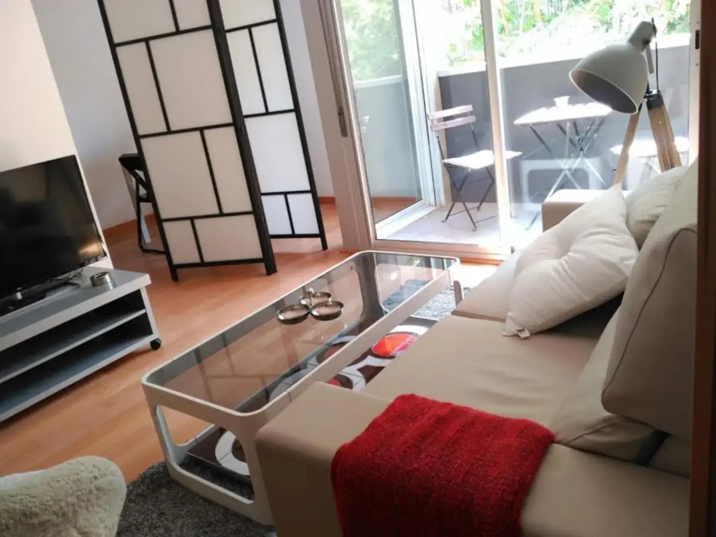Stylish Flat, 2 Bathrooms And Swimmigpool!!