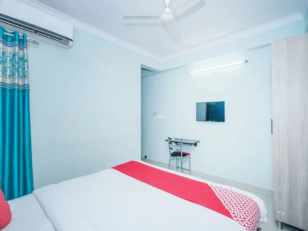 OYO 15269 Surya Inn