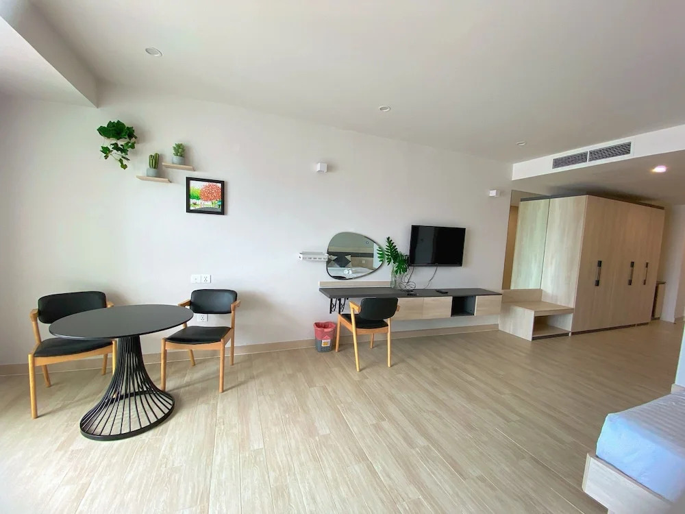 Gold Coast Nha Trang Luxury Apartment - Ocean View