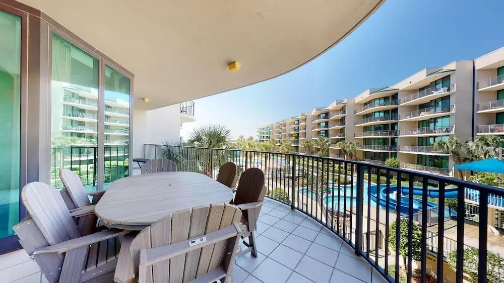 3br/3ba w/ Lazy River & Slide Sleeps 8