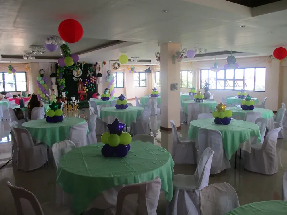 WMV Hotel & Restaurant