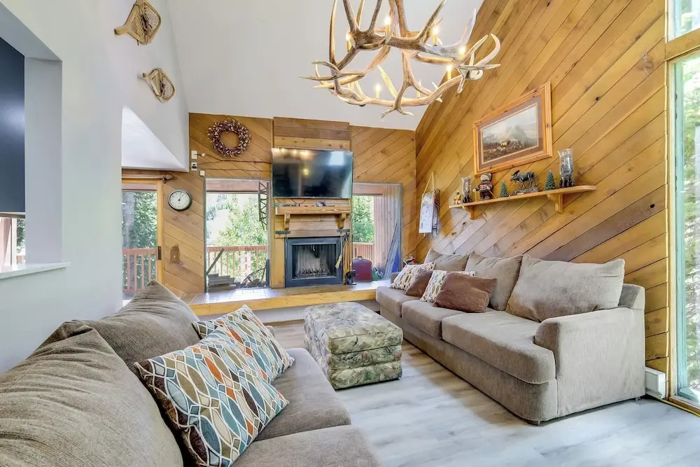 Brian Head Condo Near Resorts: Skiing Getaway