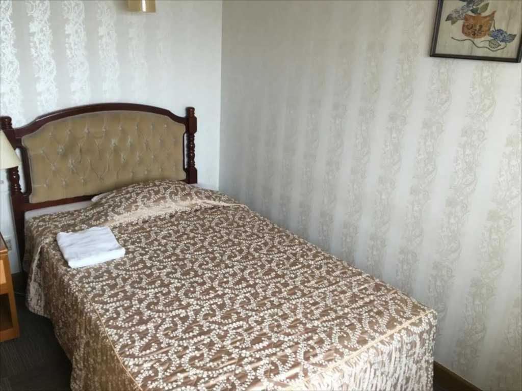 Sunrise Hotel Okinawa-どこか懐かしいレトロ宿軽朝食付