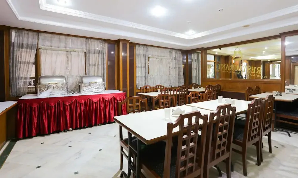 Treebo Trend Adarsh Inn Gandhi Nagar