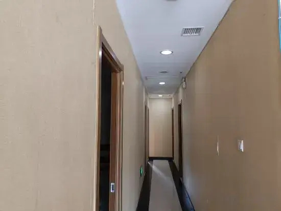 Tianchihu Fashion Hotel