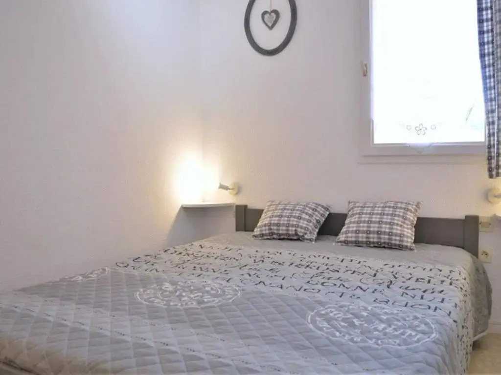 Appartement Bormes-les-Mimosas, 2 pièces, 4 personnes - FR-1-251-111