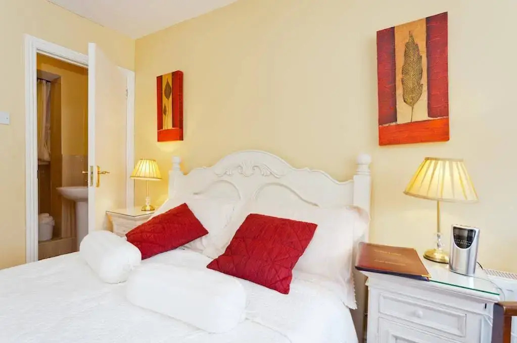 Cashel Lodge