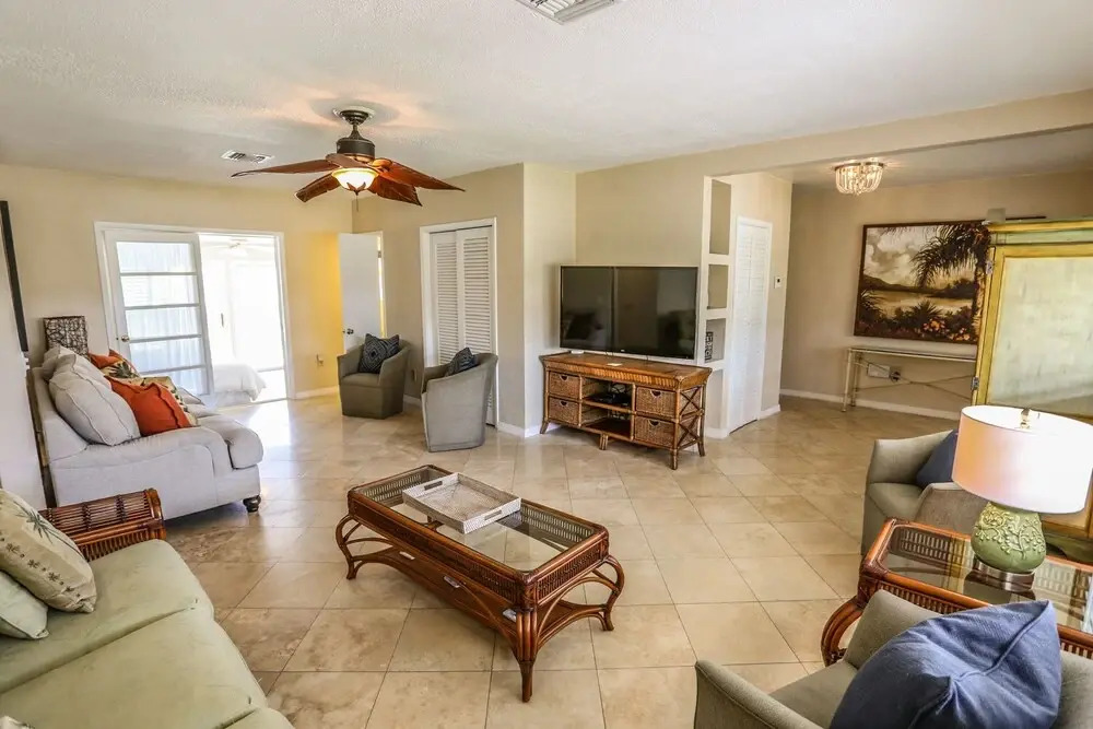 121 Egret Beach House