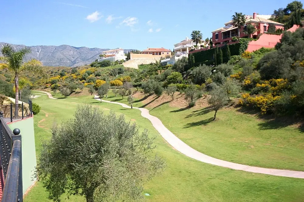 Villa With 4 Bedrooms in Las Lagunas de Mijas, With Wonderful Mountain