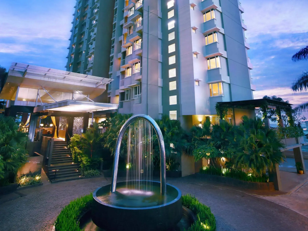 Golden Tulip Balikpapan Hotel & Suites