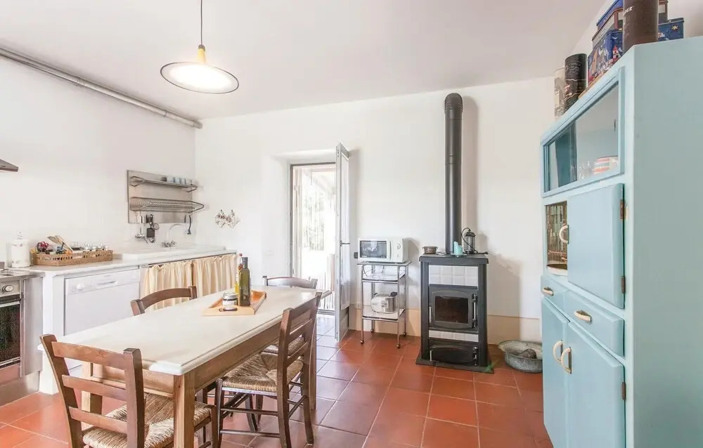 Nice Home In Montefiascone Vt