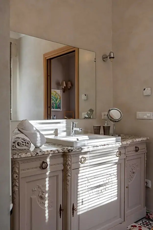 La Fabrique à Poupées - Chambres et Appartements de charme au coeur de Menton