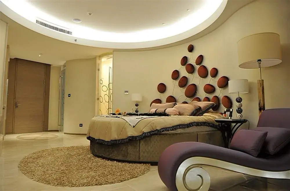 Sanya Fenghuang Island Hotel