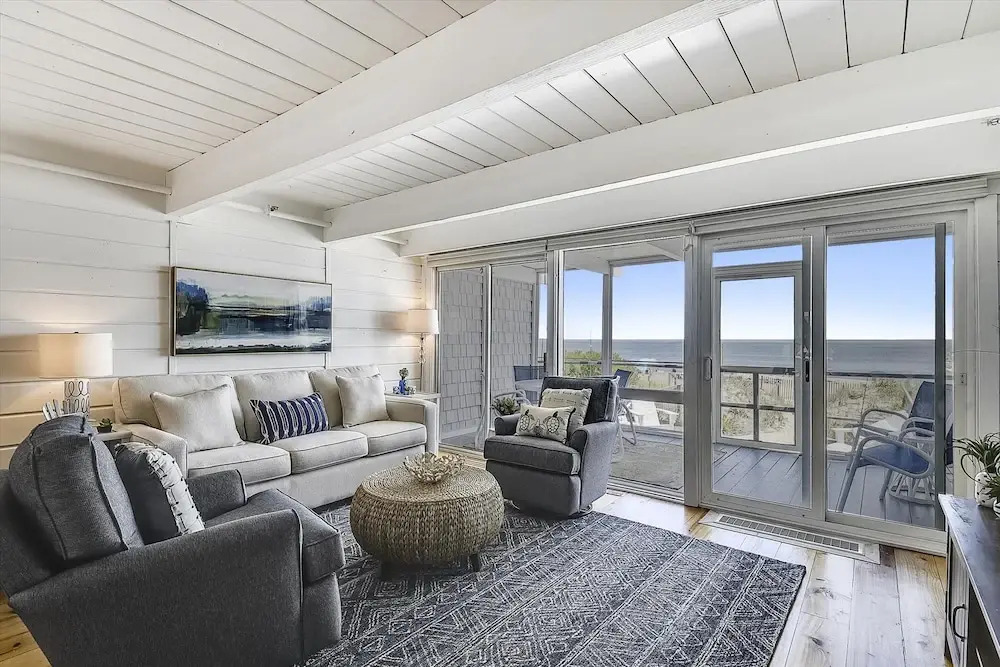 Atlantic Watergate 16 by Long & Foster