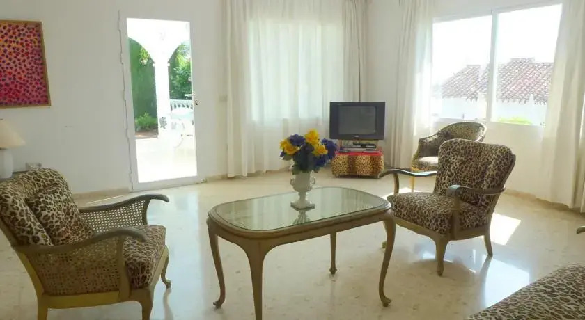Villas Nerjazul - Las Brisas