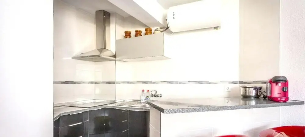 Apartment with One Bedroom in Torrevieja, with Wonderful City View, Furnished Balcony And Wifi - 100 M From the Beach