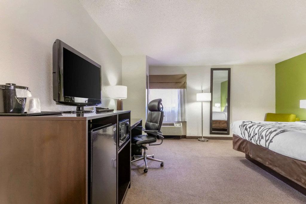 Sleep Inn & Suites near Sports World Blvd