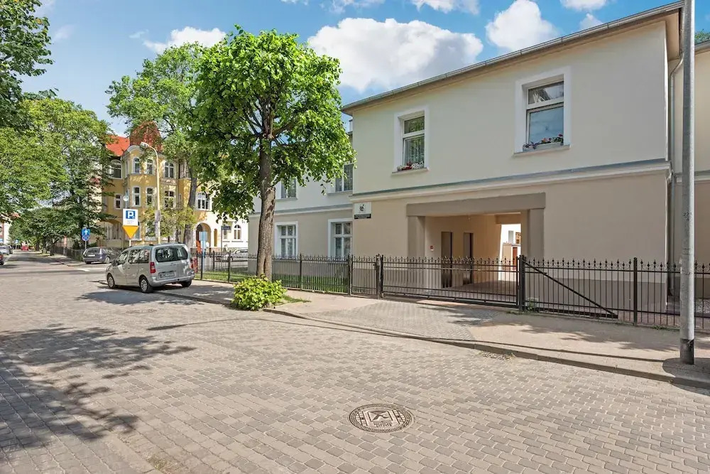 La Playa - Apartamenty 10 min od plaży i Molo by Lion Apartments