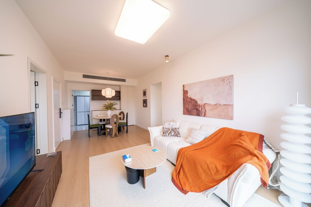 Tyms 3BR 2BA Apt  Gubei Fully Furnished