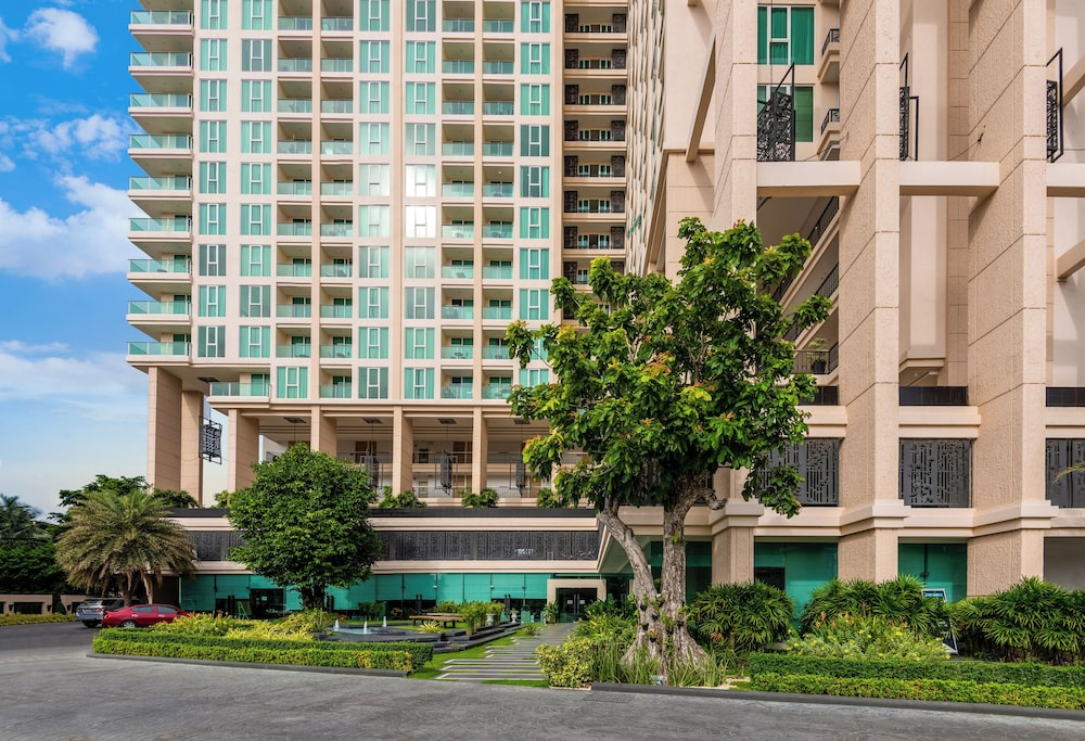 City Garden Tower by Pattaya Holiday