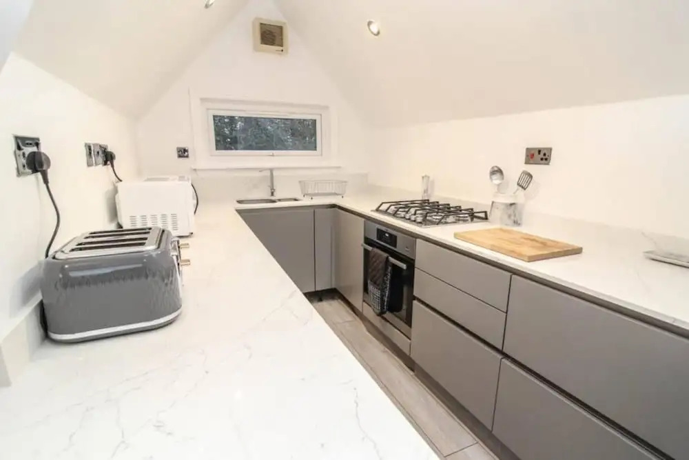 Luxury 3-bed Penthouse Apartment in Bournemouth