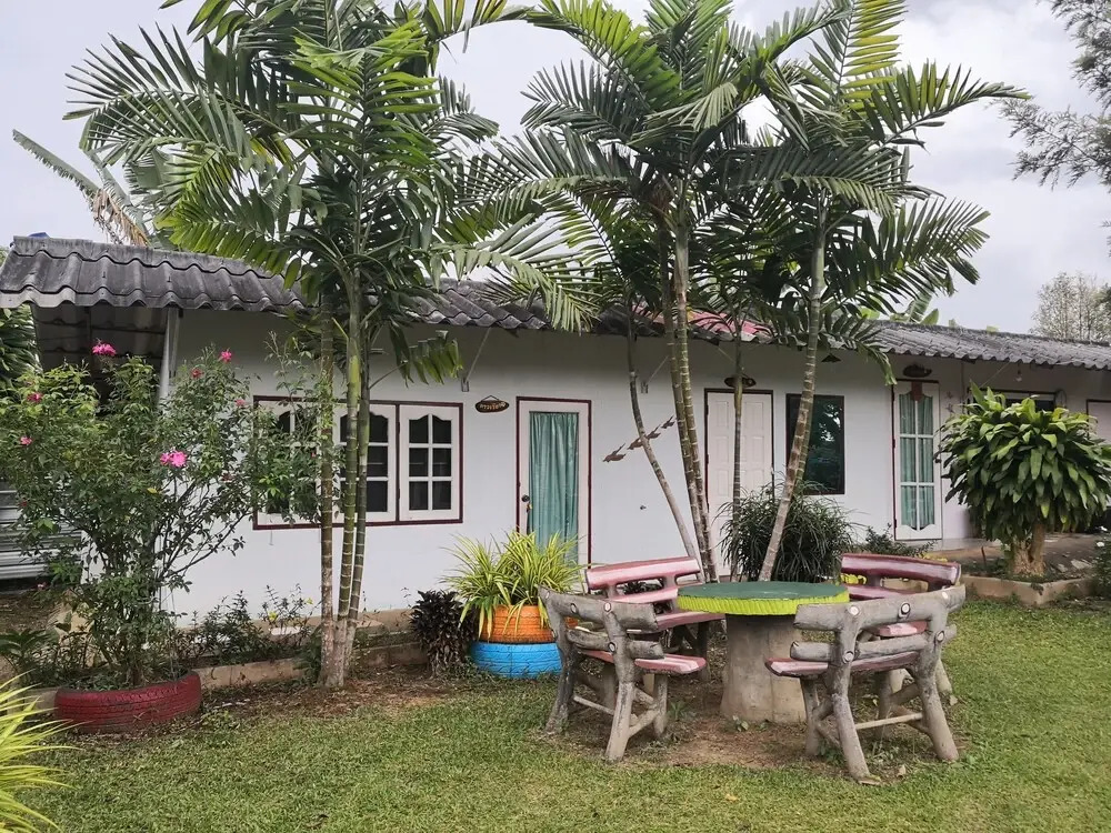 Baan Sampeenong