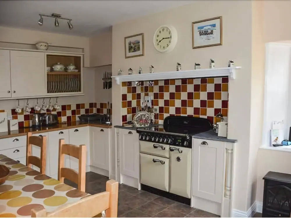 Sunflower Cottage
