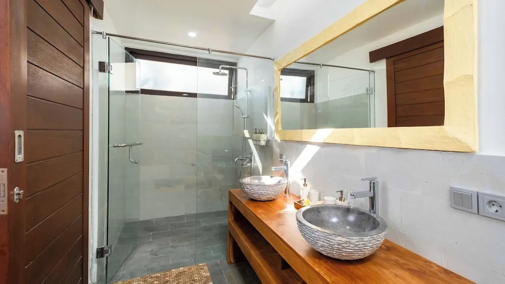 Villa Camilla 2 by Villa Finder