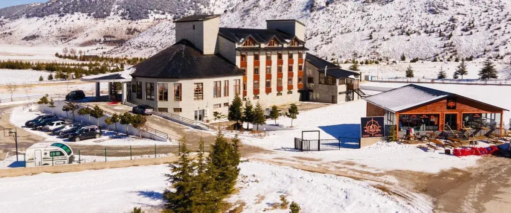West Davraz Hotel