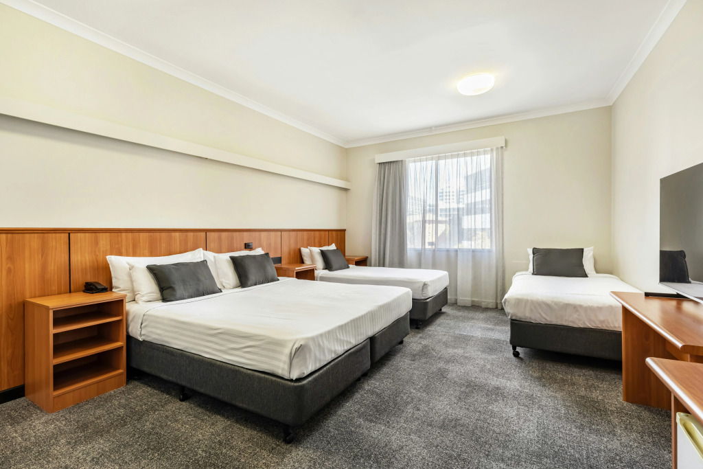 Metro Hotel Perth City