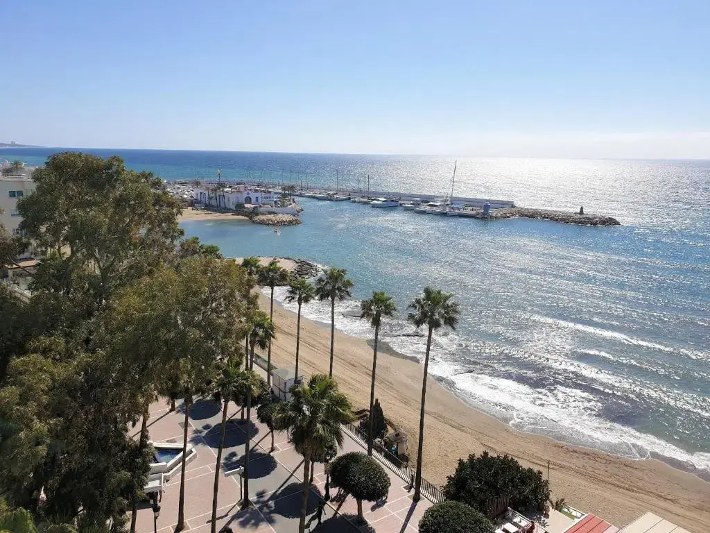 Skol 617 Beachfront Two-bedrooms Duplex With Sea Views
